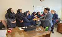 تجلیل از کارکنان زن مدیریت 