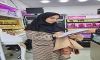 در هشتمین روز از فروردین ماه سالجاری 15 مورد تشدی نظارت های نوروزی و انجام پایش برچسب محصولات و 11 مورد عدم انطباق برچسب بررسی و گزارش شد.